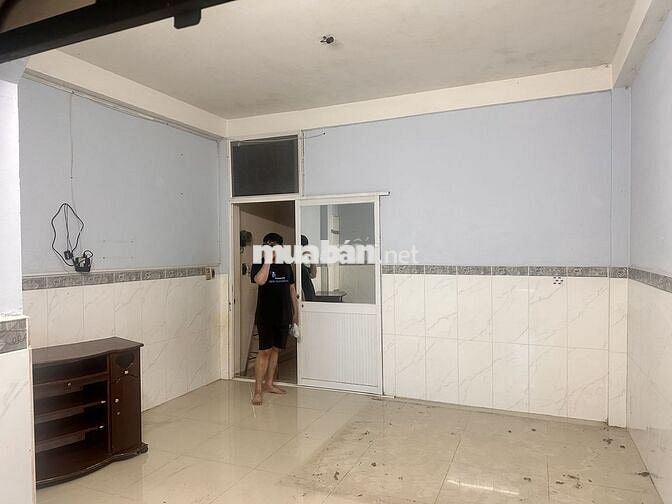 Trọ 4.5tr, 35-40m2, lối đi riêng, ngay trung tâm q8 - Tạ Quang Bửu p3