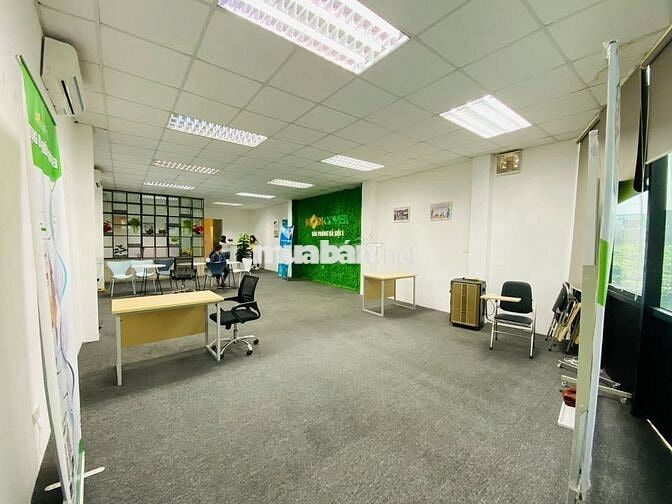 cho thuê văn phòng tại đường Hào Nam sàn 45m2 siêu đẹp