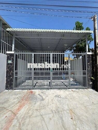 CCG bán căn nhà C4 182m2 ngay KCN Gò Dầu giá 800 triệu thương lượng