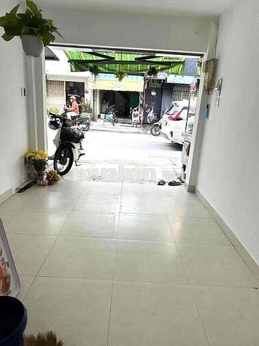 Cho thuê MB nhà 1 trệt 2 lầu mặt tiền đường Nguyễn Thượng Hiền