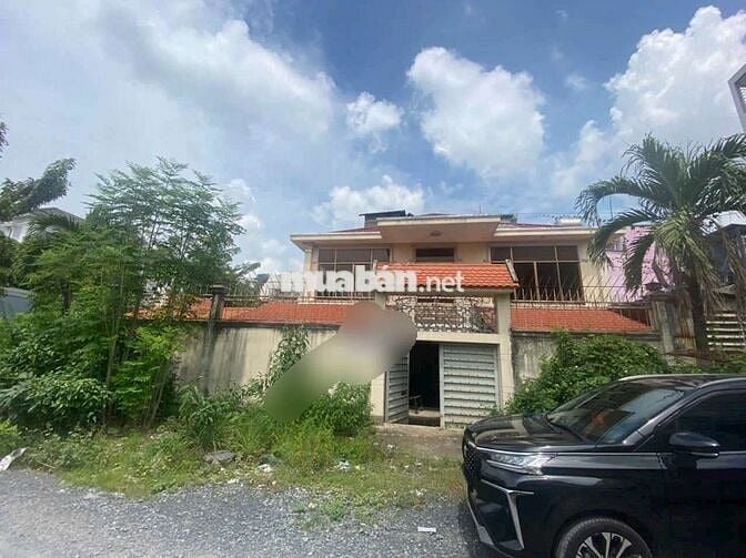 Siêu rẻ nhà nguyên căn dt 11❌20+1 lầu 2pn hẻm ô tô đậu trước An lạc BT