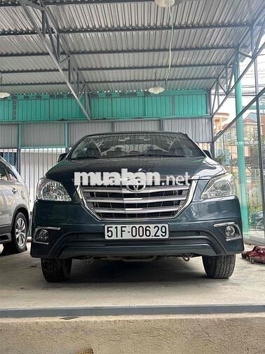 Toyota Innova 2015 2.0G - 83790 km