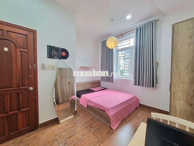 1PN_CỬA SỔ TRỜI LỚN_Ở LIỀN GIẢM THÊM 100K