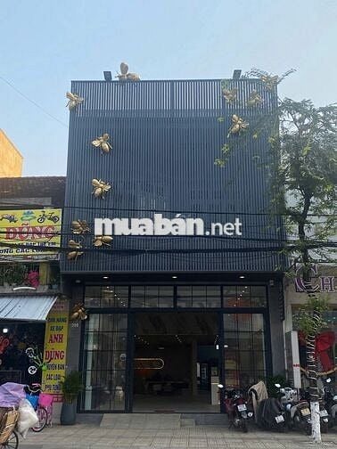 Cho thuê MẶT BẰNG KINH DOANH 478M2 nằm ngay trục đường chính TAM KỲ