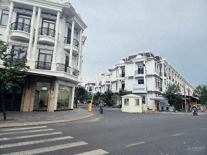Chính chủ bán cắt lỗ sâu shophouse 68m2 5,2 tỷ - khó tìm được thứ 2