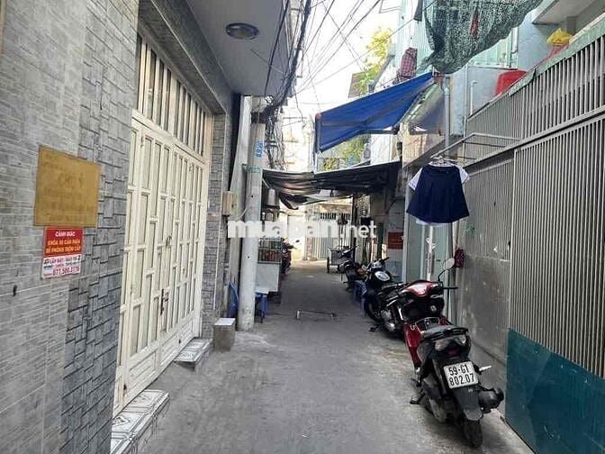 Bán nhà Q7- Tân Hưng-gần40m2- trần xuân soạn-3tỷ4-3PN Bán nhà Q7- Tân