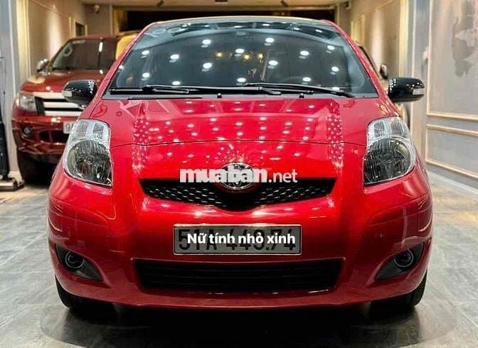 Toyota Yaris 2012 1.5 AT - 68000 km