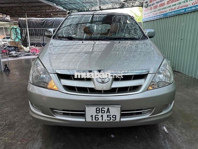 Toyota Innova 2007 G -