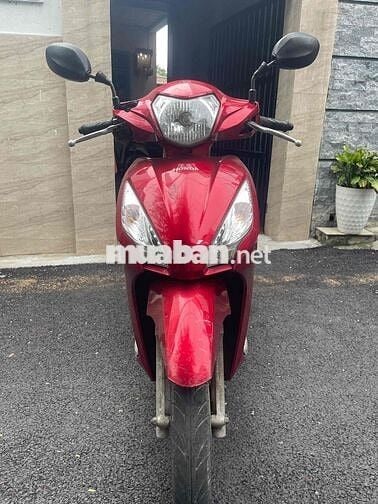 Cần bán xe Vision 2019 - Máy móc Nguyên rin