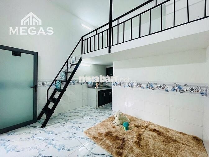 GIÁ SAO PHÒNG VẬY - CĂN HỘ GÁC CAO 1M8 NỘI THẤT NGAY HƯƠNG LỘ 2 - 4 XÃ