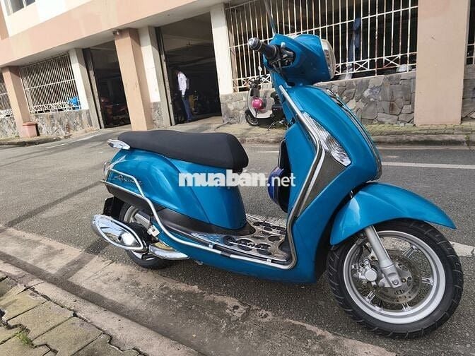 BÁN XE GRANDE MÀU ĐẸP