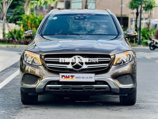 Mercedes Benz GLC 250 4MATIC 2018 - Màu Nâu