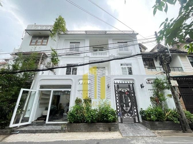 BIỆT THỰ HIỆN ĐẠI KHU THẢO ĐIỀN - FULL NỘI THẤT CAO CẤP GIÁ 65 TRIỆU