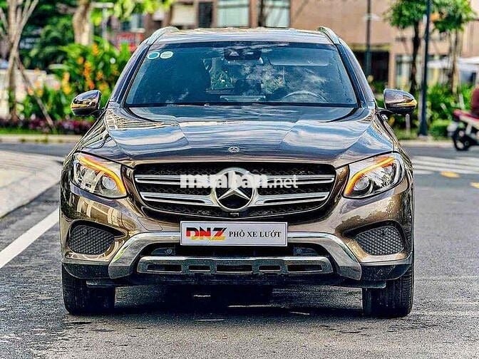 Mercedes Benz GLC 2018 250 4MATIC - Màu Nâu