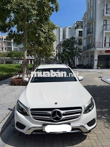 Mercedes Benz GLC 2018 250 4Matic - 90000 km