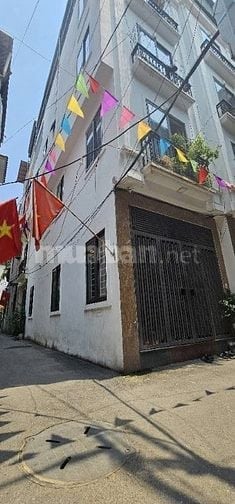  🏡 Lô Góc Đa Sĩ – 34m² x 4T – Ô Tô Đỗ Cửa – Nhà Đẹp Ở Ngay