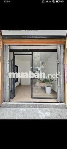 Cho thuê cửa nhà hoặc gia đình ở