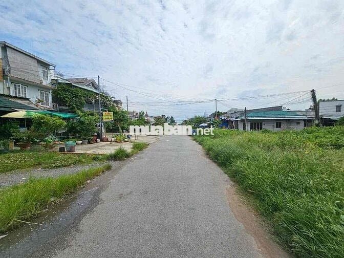 Đất mặt tiền Ống Nước,có bán lẽ từng lô,Đông Hoà,TP Dĩ An