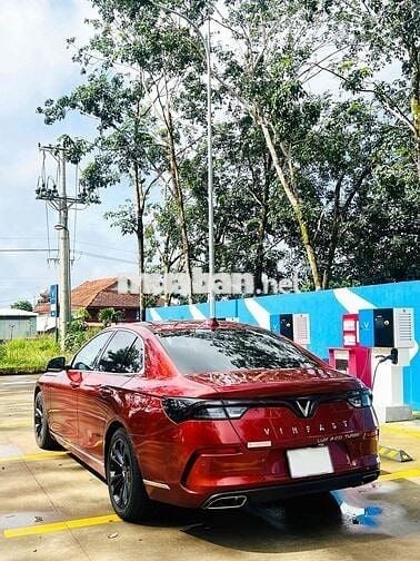 VinFast Lux A2.0 2021 Plus 2.0 AT - 71000 km