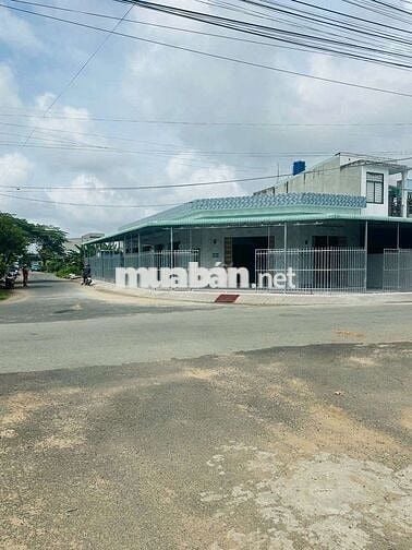 Bán dãy trọ căn góc 2 Mặt tiền đường nhựa 10m thông KDC Tân Đức