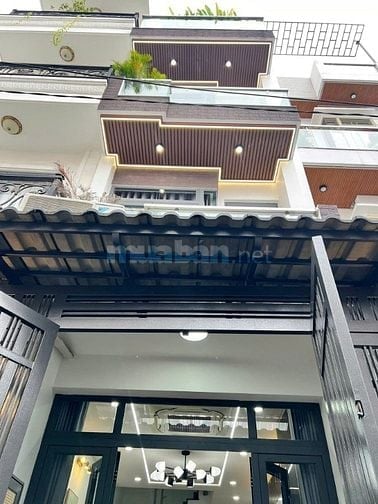 2 tỷ 850 - Hạ giá cần bán gấp căn nhà Lê Quang Định - Bình Thạnh