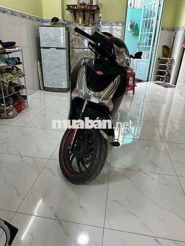SH cao 150 nhà ít đi cần bán