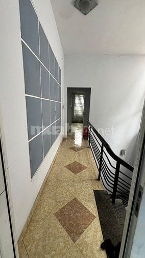 Cho thuê nhà nguyên căn mặt tiền đường Lê Đình Thám