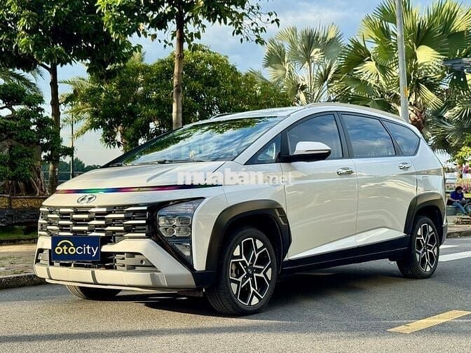 Hyundai Stargazer X 2024 - Màu trắng - 4v1km