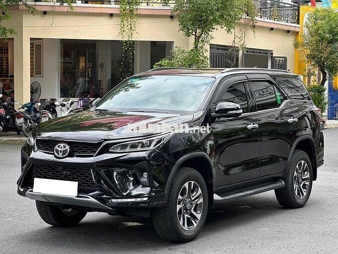 Toyota Fortuner 2021 Legender  2.4AT 39000km