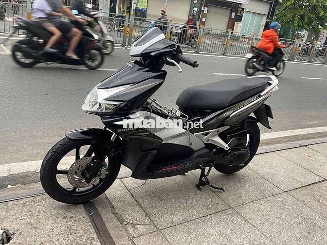 Honda air blade FI 2010 mới 90% Bstp chính chủ