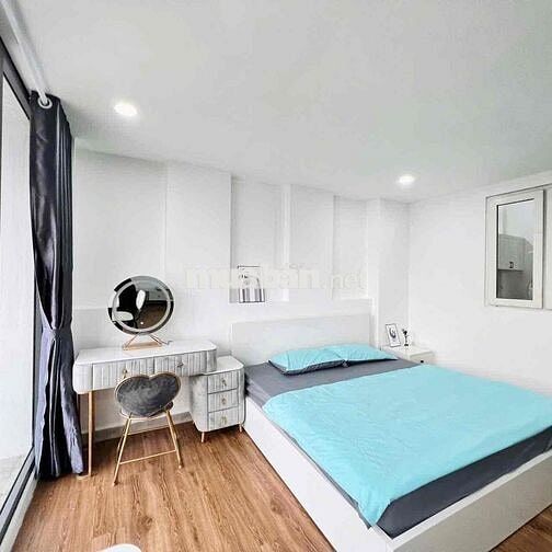 PHÒNG ĐẸP BAN CÔNG TÁCH BẾP GẦN VINCOM PHAN VĂN TRỊ