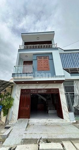 Bán gấp nhà-DT62m2-3TẦNG-3PN-đ nhựa 13m-vĩnh hoà-Nha Trang-Chỉ 5ty5