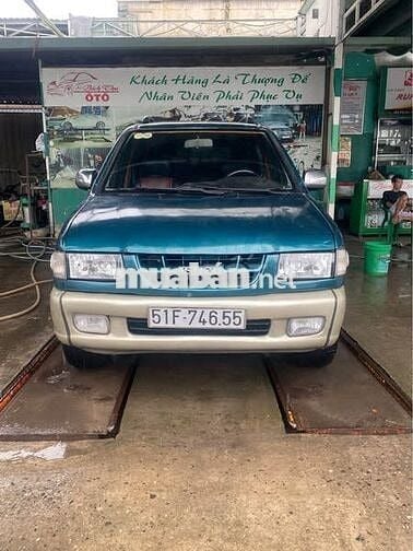 Isuzu 2003 máy dầu 8 chỗ