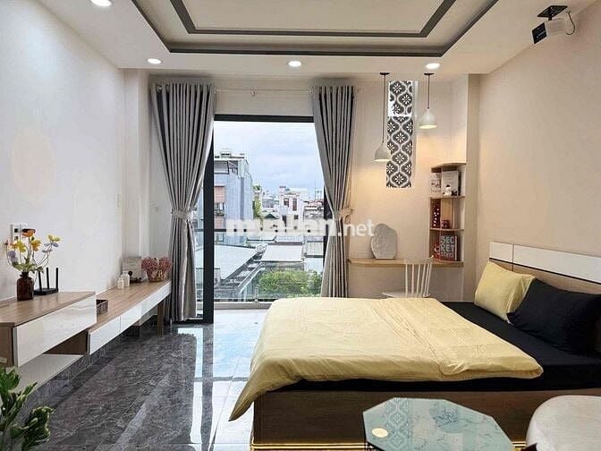 Căn Hộ Studio Ban Công 28m2 - Gần Khu Ẩm Thực Phan Xích Long