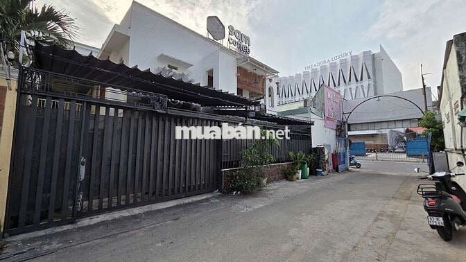 NHÀ SÂN VƯỜN CÓ GARA MẶT TIỀN 12M HOÀNG VĂN THỤ