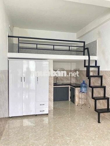 CHO THUÊ CĂN HỘ TÁCH BẾP BAN CÔNG FULL NỘI THẤTOWR 4 NGƯỜI 4 XE