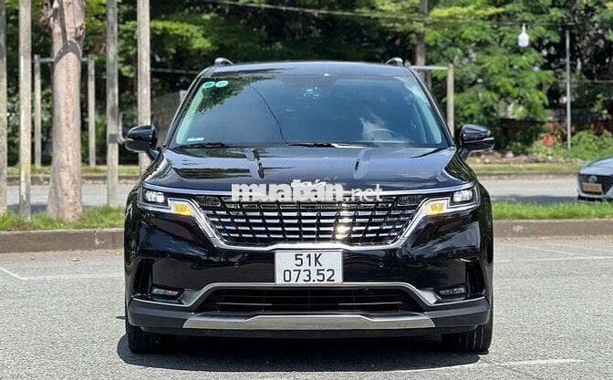 2023 Premium 2.2D 7S - 71000 km