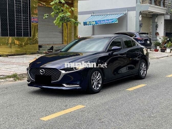 Mazda 3 2022 1.5L Luxury - 49000 km
