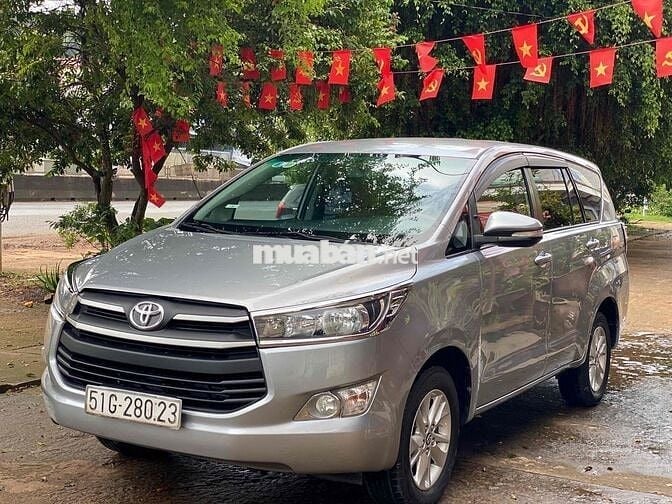 Toyota Innova 2017 2.0E - 138000 km