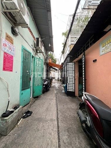 Bán nhà 90/6/11 Nguyễn Phúc Chu. P.Tân Sơn. 4.65m x 25m. Dưới 80tr/m