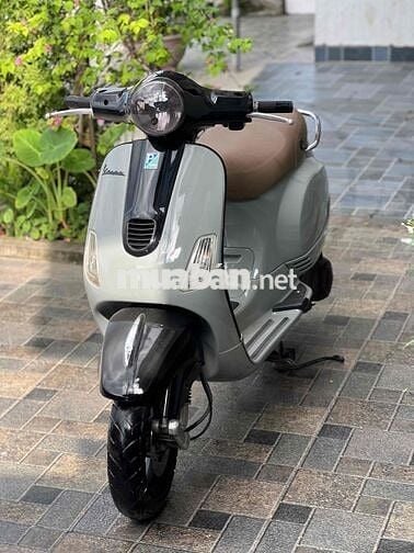 Vespa Lx 125 3Vie sản  xuất 2013