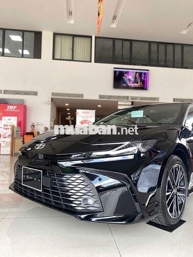Toyota Camry HEV Top 2025 Tặng trước bạ, BH, PK