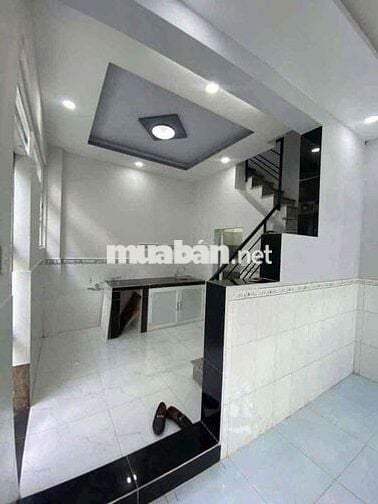 Cho thuê nhà nguyên căn hẻm 485 Huỳnh Tấn Phát
