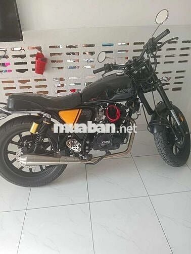 Bán xe GPX LEGEND 200CC,2020.BS HCM.BAO CÔNG CHỨNG