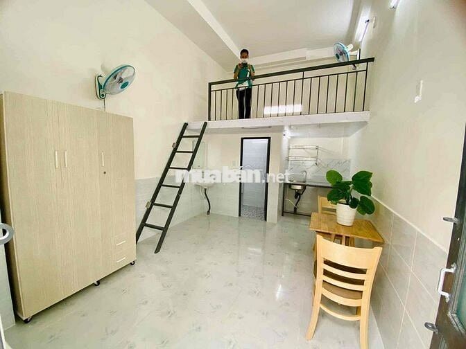 PHÒNG GÁC CAO KHÔNG ĐỤNG ĐẦU 448/20 Trường Chinh