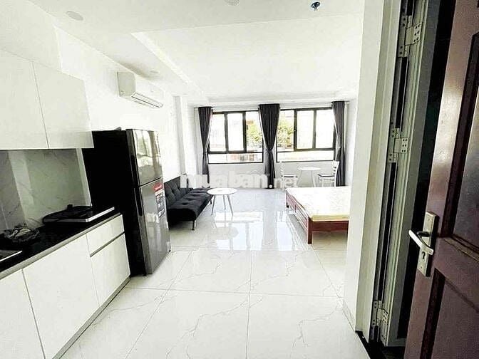 CHO THUÊ SIÊU PHẨM STUDIO CỬA SỔ LỚN RỘNG THOÁNG NGAY HOÀNG SA