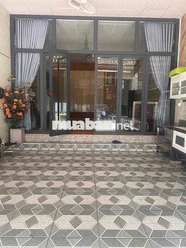 Cho thuê nhà cấp 4 khu Central garden BD,100m2, rộng rãi mát mẻ,