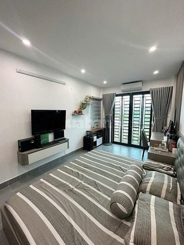 cho thuê nhà riêng nguyên căn hộ gia đình đầy đủ tiện nghi 