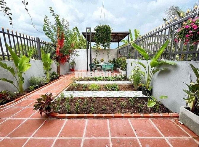Bán Nhà Hoàn Công Sân Vườn Mỹ Hạnh Bắc