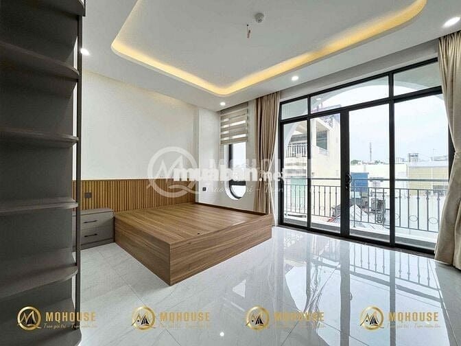 CĂN HỘ Q3_RỘNG RÃI_THOÁNG MÁT_SẠCH SẼ_MỚI_CỬA SỔ LỚN_THANG MÁY_HẺM OTO